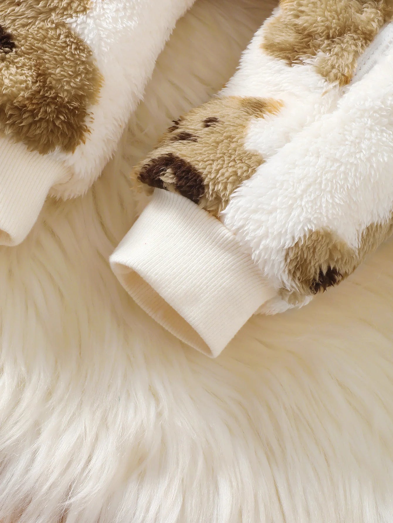 Mono de felpa de invierno para bebé niña, a la moda, casual, bonito estampado de oso de dibujos animados, con cremallera inclinada y capucha, de manga larga