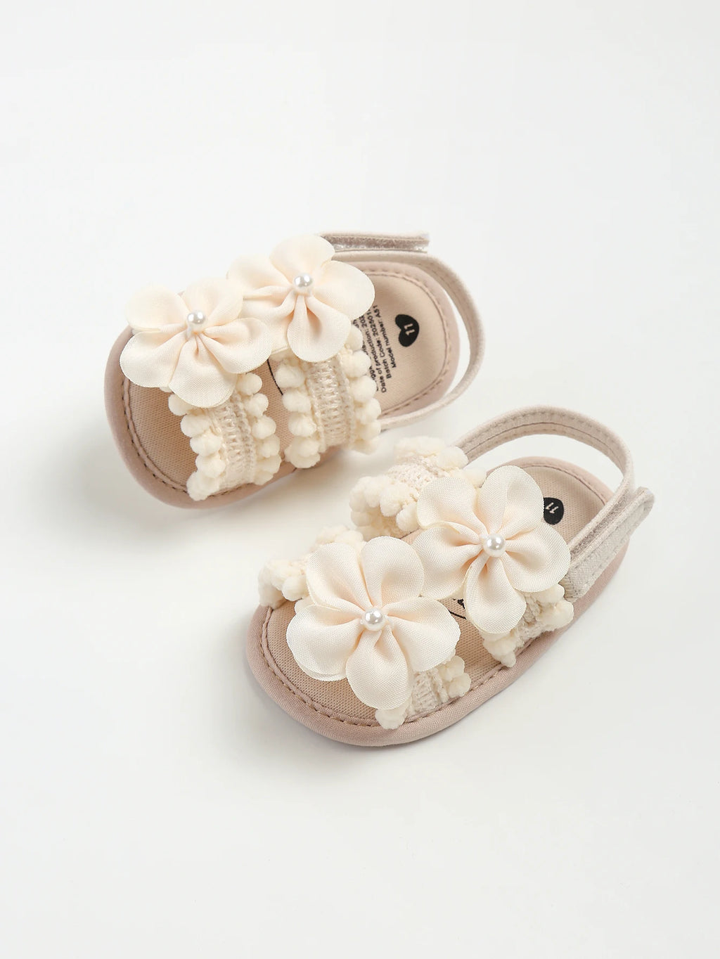 Cute princess baby shoes with spring and autumn small flower soft sole suitable for 0-1 year old babies to wear
