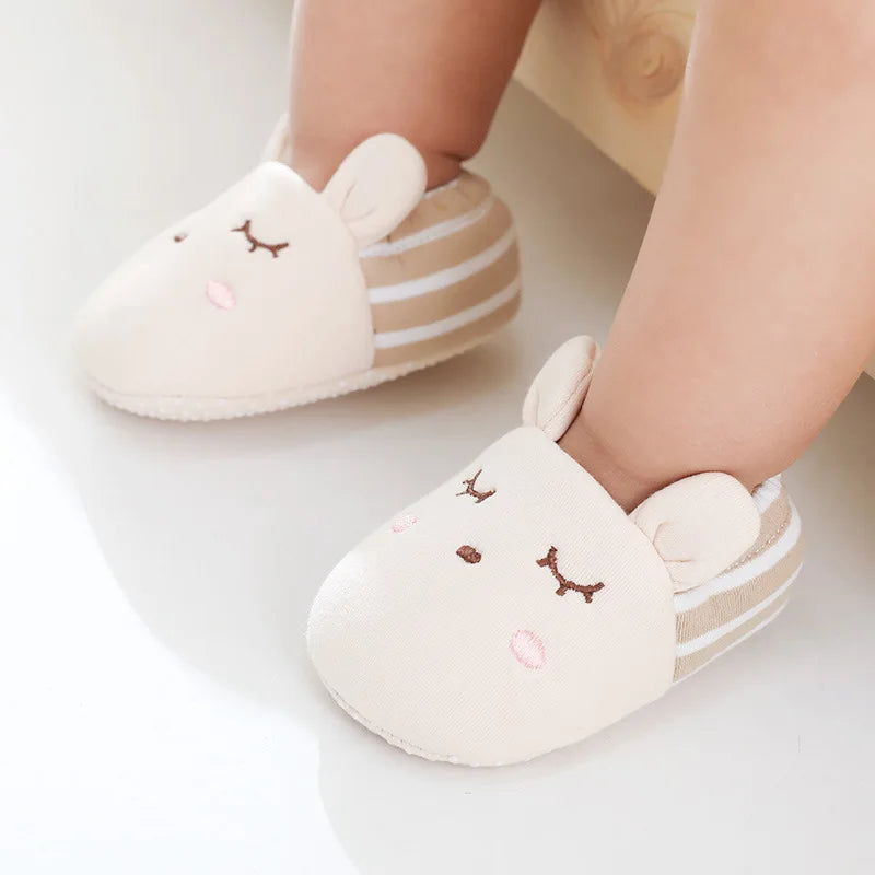 Newborn Baby Shoes Boys Girls Soft Sole Non Skid Crib Toddler Shoe Cute Animal Winter Warm Booties First Walker Crib Shoes 0-18M