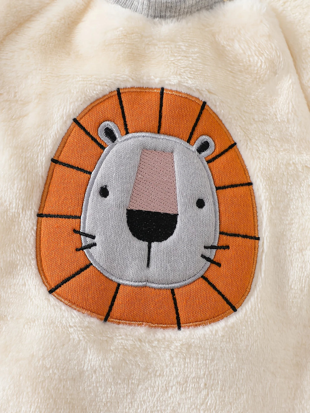 Baby boy clothes 4PCS Baby boy onesies suit Autumn and winter long-sleeved onesie+ top+ 2 pants Suitable for 0-12 months