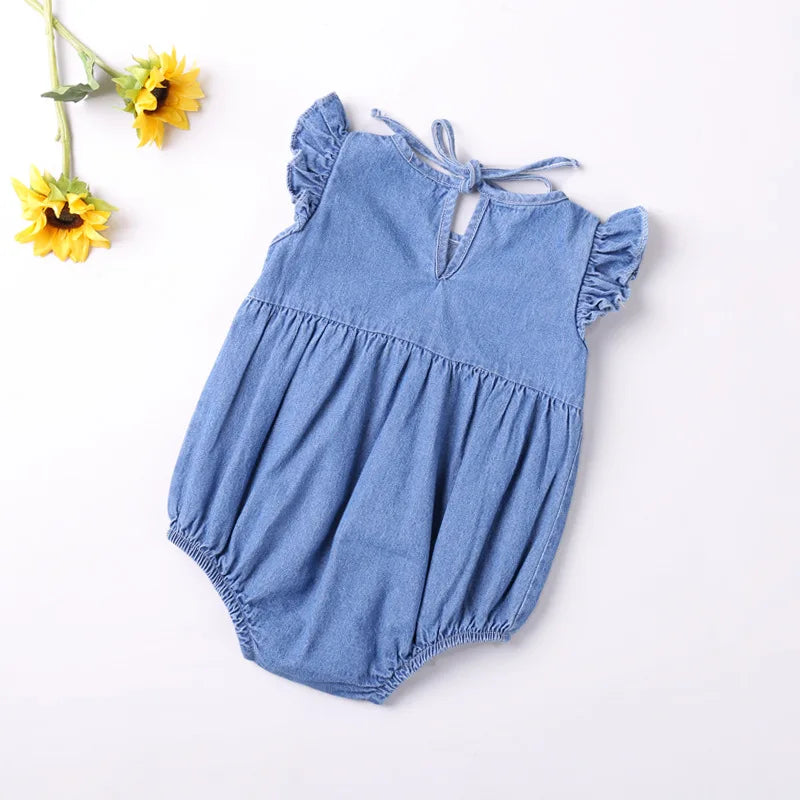 Baby-Mädchen Strampler Kleinkind Rüschen Strampler Baumwolle Denim Fliege Ärmellos Sommer Bodysuit Sonnenanzug Outfits Neugeborenen Overall