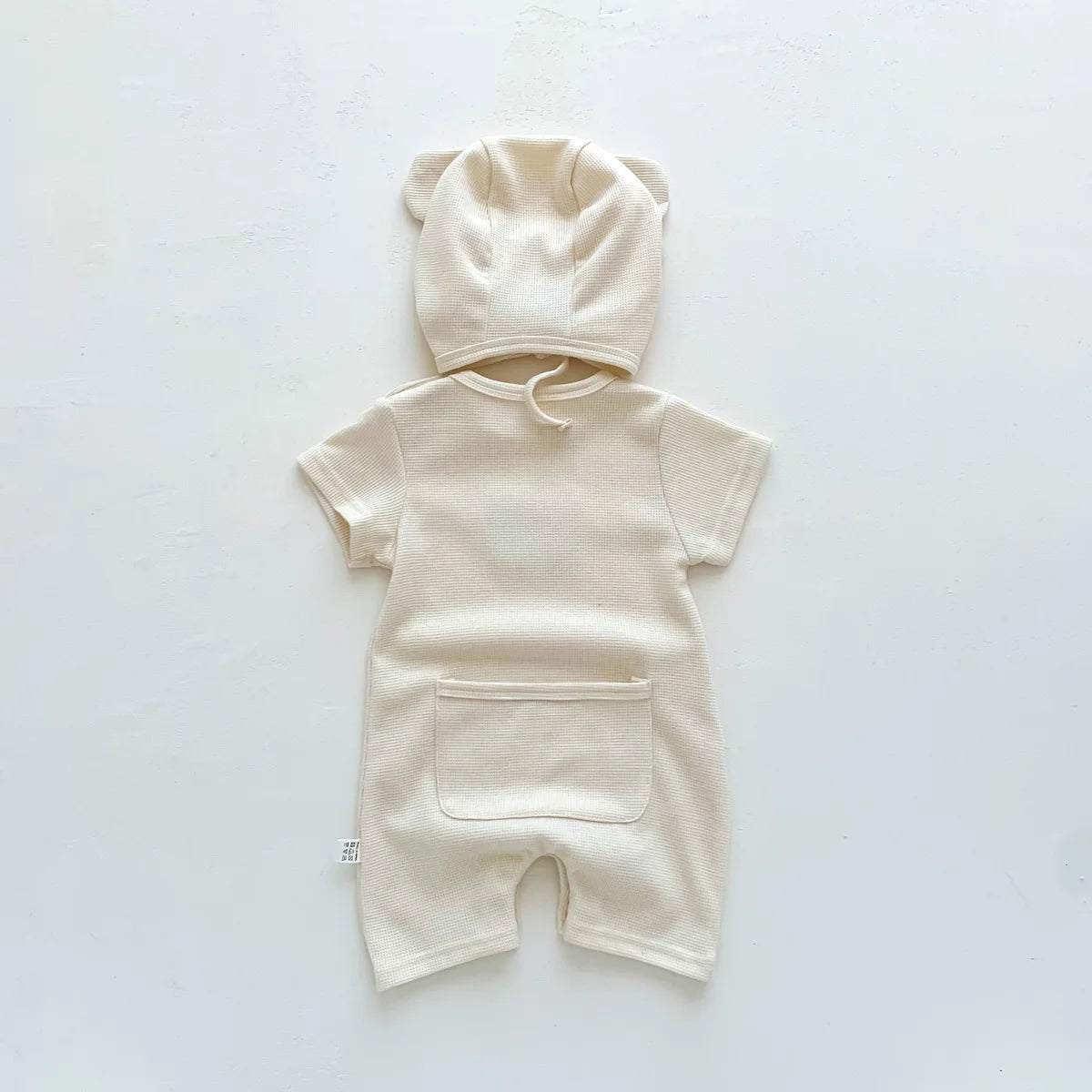 Novedad de verano para niños bebés, niñas y niños, manga corta, gofre, parche de oso, mameluco de algodón para recién nacidos, regalo, gorro con orejas