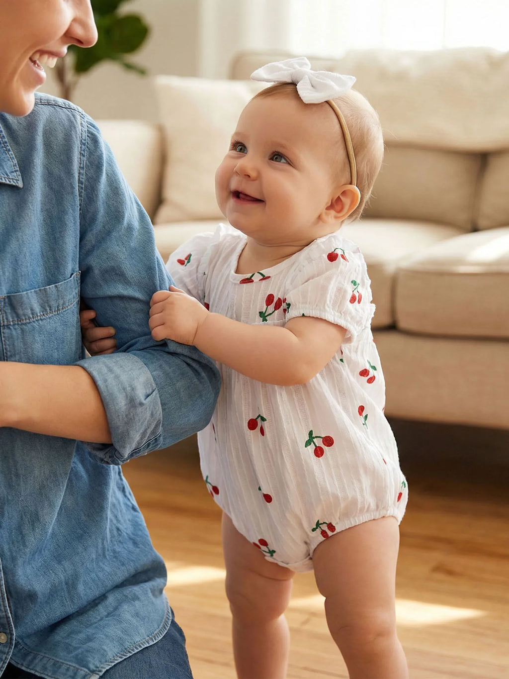 Neugeborene Baby Mädchen Sommer Bodysuit 2-teiliges Outfit Süßer Kirschdruck Rundhals Rüschen Kurzarm Strampler und Schleifen Haarband Set