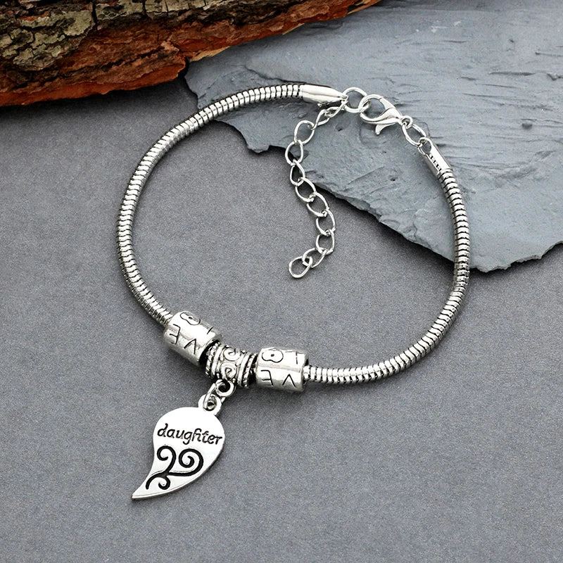 Mother and Daughter Charms Bracelet Femme Puzzle Heart Chain Bracelets for Women Girls Family Jewelry For Mother's Day Gifts