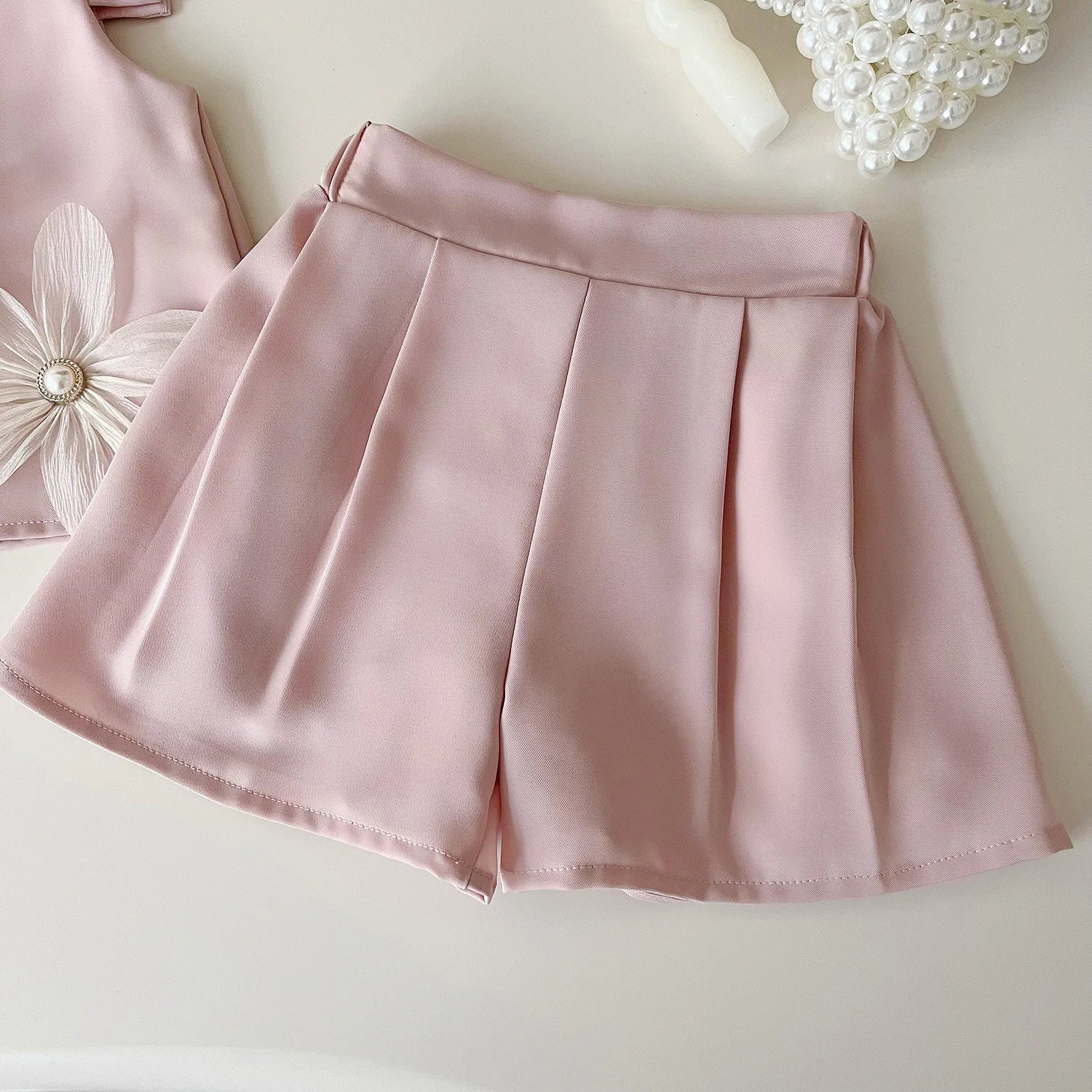 Kinderanzug für Mädchen Sommer Niedlich Drei Blumen Kurzarm-T-Shirt + Shorts 2-teilige Sets Freizeit-Outfit Baby Kinder Kleidung