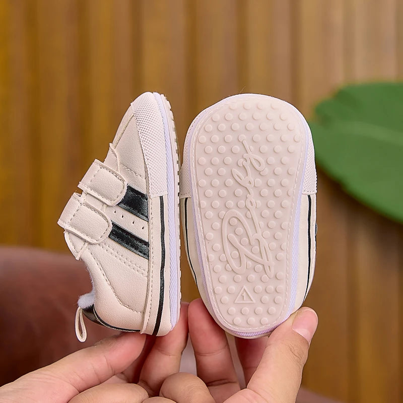 Suitable for Spring and Autumn, Indoor and Outdoor Use, Baby Boy and Girl Walking Shoes, Two-Color Stripe Decoration, Pu with Two Velcro Straps, Rubber Sole, Casual Fashion Sneakers for 0-1 Year Old Babies