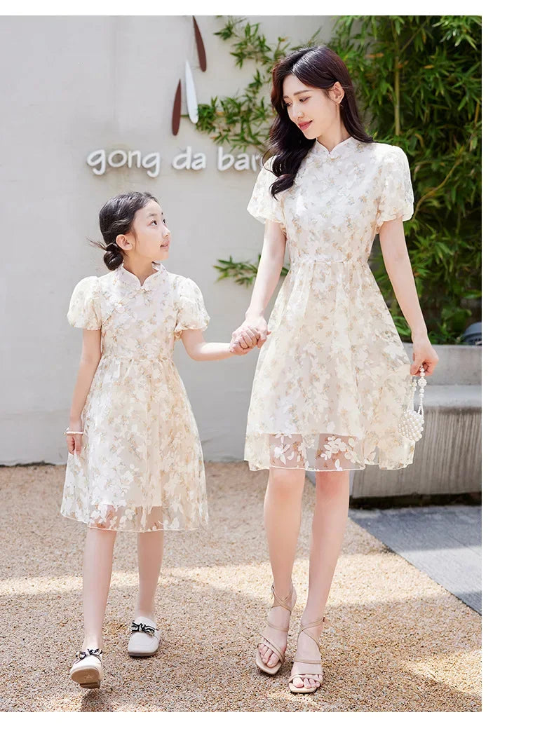 Mother Daughter Matching Dresses Vintage CheongsamGirl Daily Wear Retro Floral Dress Princess Gown Summer Outfit Mommy and