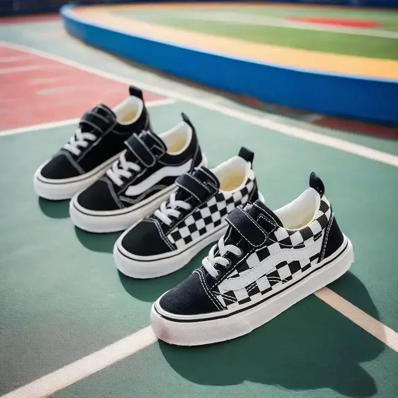 Children's Canvas Shoes Boys Board Shoes New Net Red Low Gang Middle and Large Children Baby Girls Board Shoes Parent-Child Shoe