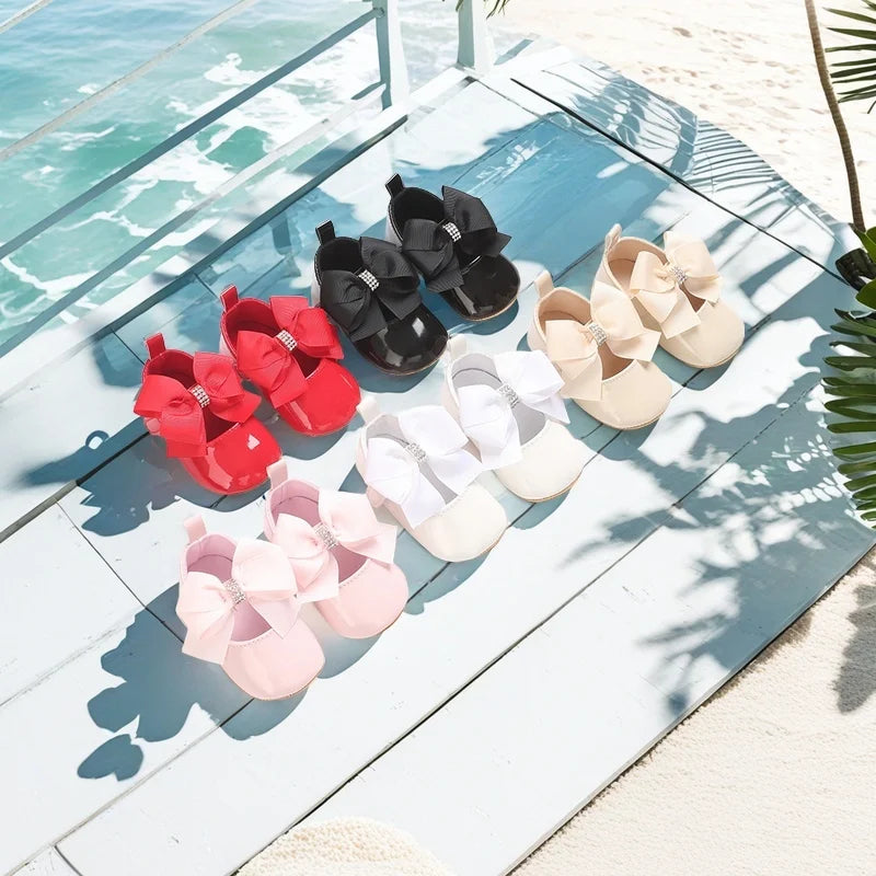 Lindos Zapatos de Princesa para Bebé Edición Primavera y Otoño Decoración de Lazo de Mariposa Suela Blanda de PU Adecuado para Bebés de 0 a 1 Año