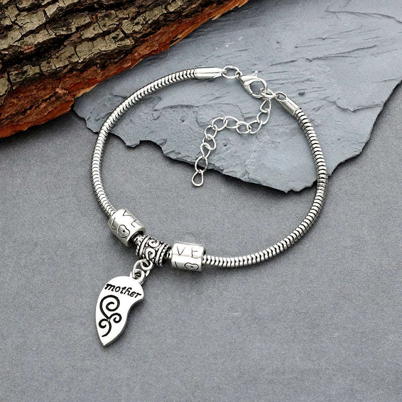 Mother and Daughter Charms Bracelet Femme Puzzle Heart Chain Bracelets for Women Girls Family Jewelry For Mother's Day Gifts