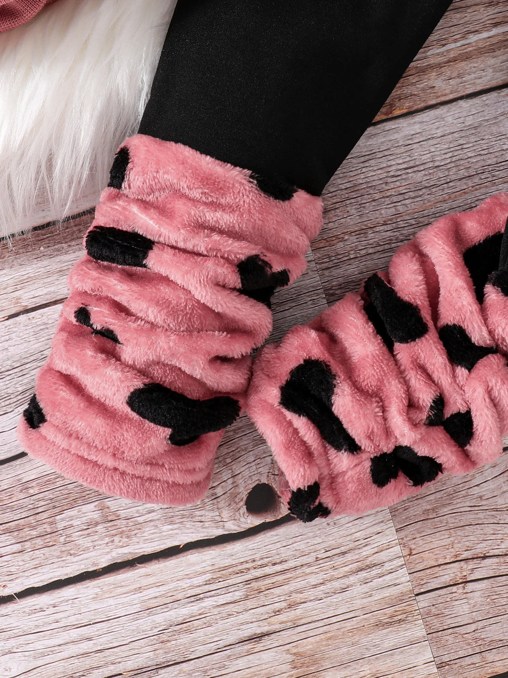 Frühling und Winter Mädchenmode Zuhause Freizeit 2-teilig Micro-Stretch warm bequem liebe Plüsch Kapuzenoberteil + Stretch-Leggings