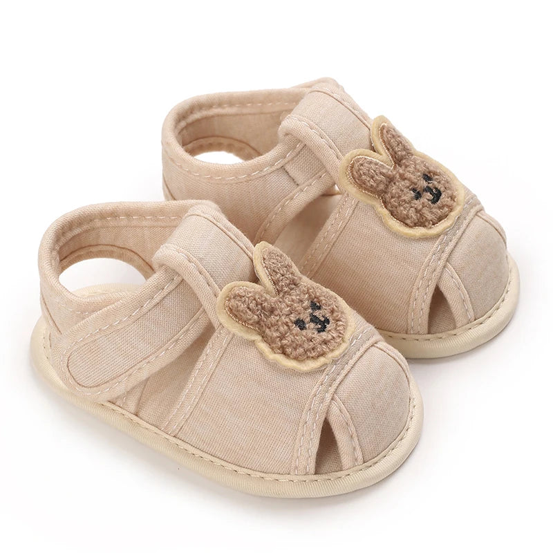 Summer sandals for baby boys and girls, breathable baby summer sandals, first walking shoes for newborns at 18 months old