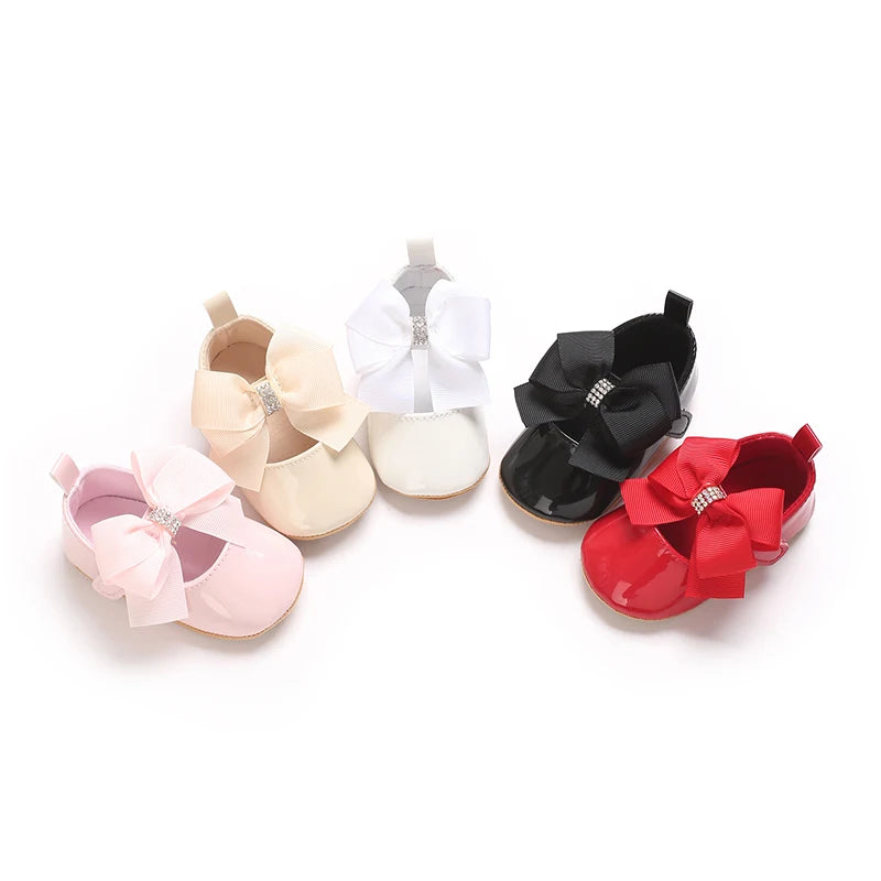 Lindos Zapatos de Princesa para Bebé Edición Primavera y Otoño Decoración de Lazo de Mariposa Suela Blanda de PU Adecuado para Bebés de 0 a 1 Año