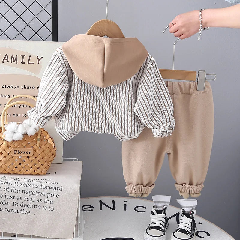 Conjuntos de ropa para bebés y niños pequeños de primavera y otoño, trajes casuales de abrigo con capucha a rayas y pantalones para bebés y niños pequeños