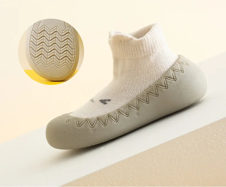 Zapatos de bebé, suela de goma suave, primeros caminantes, calcetines antideslizantes para niños, calcetines de piso, zapatos de calcetín para niños pequeños de 0 a 4 años, botines para niños y niñas