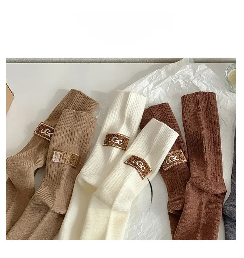 1/3 pares de calcetines de invierno gruesos y cálidos, de color liso, a media pantorrilla, casuales para mujer con logotipo bordado, calcetines de pila para climas fríos