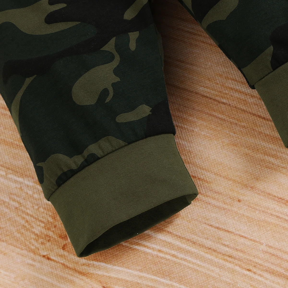 0-18 Monate Neugeborenes Baby Jungen Kleidung Set Buchstaben Print Kurzarm Body+Camouflage Hose+Mütze 3-teiliges Kleinkind Jungen Sommer Outfit
