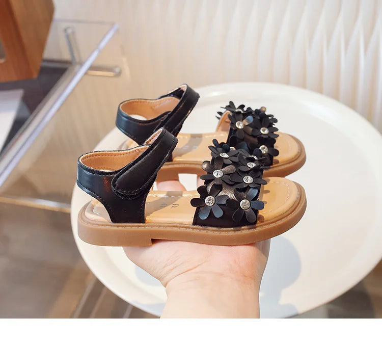 Baby Sandals Non slip Soft Bottom Children's Sandals New Girl's Flower Sandals Korean Edition Fashion Princess Style