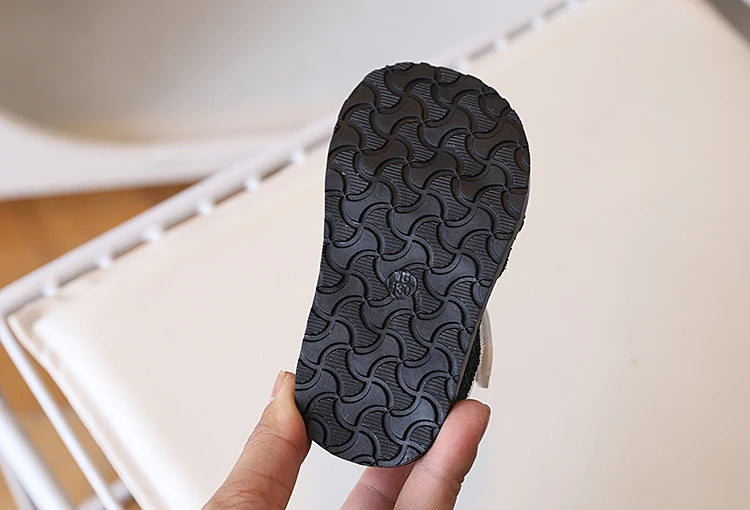 Baby Boys Girls Sandals 0-24 Months 2025 New Summer Non-slip Soft Sole Toddler Beach Shoes Toes Capped First Walkers Barefoot