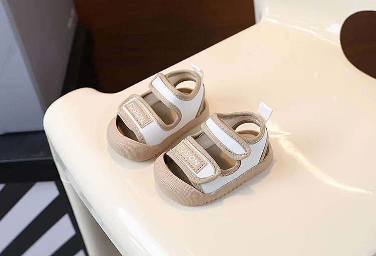 Baby Sandals Cute Bear Soft Breathable Beach Shoes Summer Infant Sandals For Boy First Walkers Toddler Girl Sandals Khaki, White