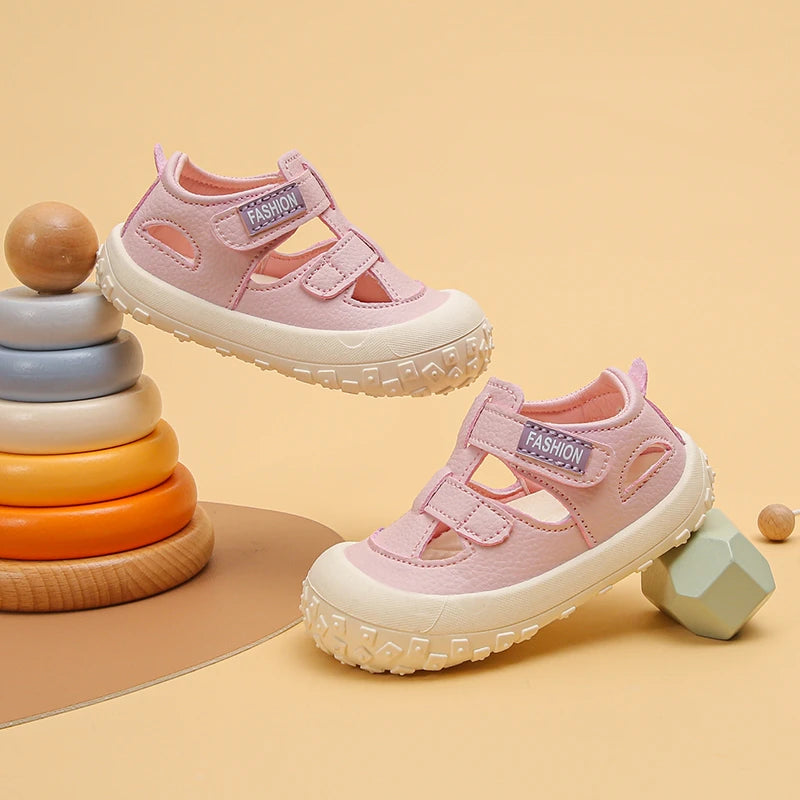 Baby Boys Girls Sporty Sandals 2026 New Summer Toddler Toes Capped Sandals Non-slip Simple Chic Versatile Outdoor Play Barefoot