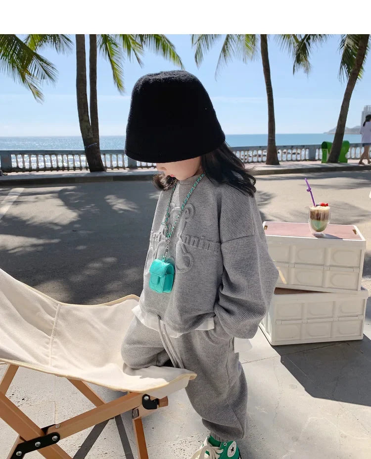 Children's Clothing Sets Letter Print Sweatshirt + Tank Top + Pants 3pcs Baby Girl Clothes for 2 To 7 Years Baby Girl Outfit Set