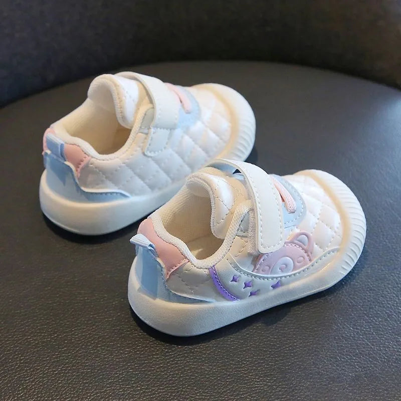 Soft Sole Toddler Shoes for Babies Anti Slip First Walkers with Secure Fit Cute Cartoon Design Sneakers for Spring Autumn