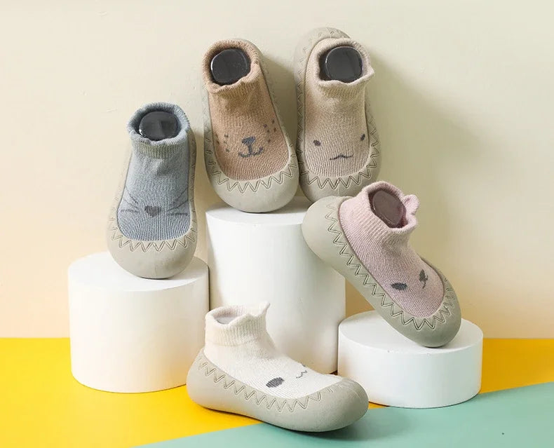 Baby Walking Shoes with Soft Soles, Anti Slip and Breathable Socks, Indoor and Outdoor Boys and Girls Odor Resistant Floor Shoes