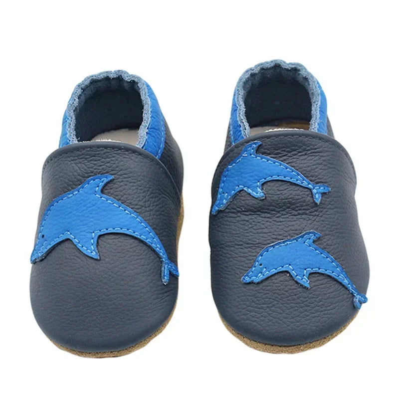 Zapatitos de bebé de piel de vaca suave, patucos para recién nacidos, para bebés, niños y niñas, mocasines pantuflas para primeros pasos.