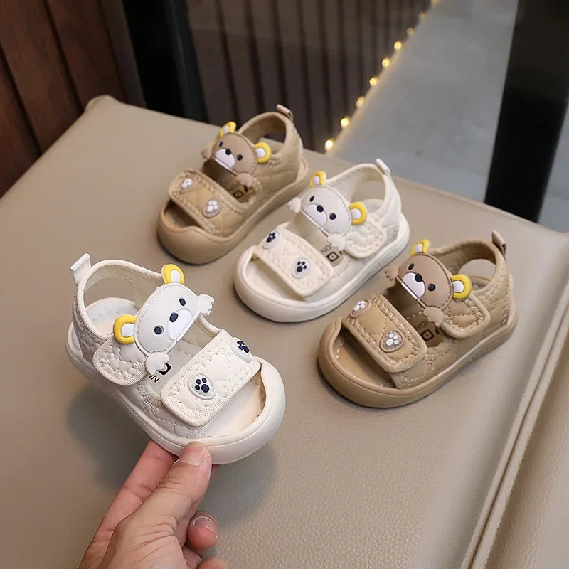 Baby Sandals Cute Bear Soft Breathable Beach Shoes Summer Infant Sandals For Boy First Walkers Toddler Girl Sandals khaki white