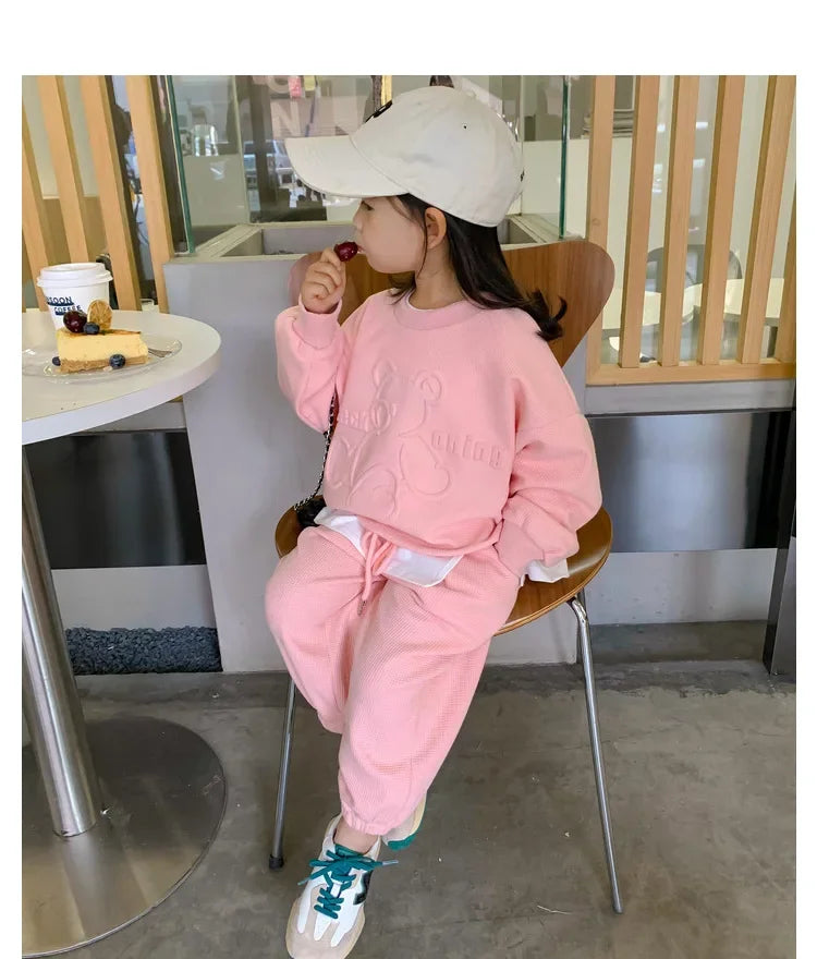 Children's Clothing Sets Letter Print Sweatshirt + Tank Top + Pants 3pcs Baby Girl Clothes for 2 To 7 Years Baby Girl Outfit Set