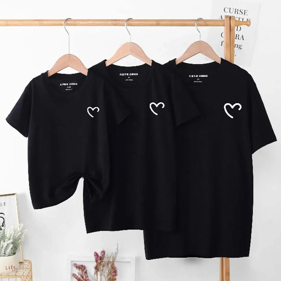 Summer 2025 Cotton Baby Mom Dad T Shirts Tops Fashion Family Matching Outfits Daddy Mommy And Daughter Son Matching Clothes