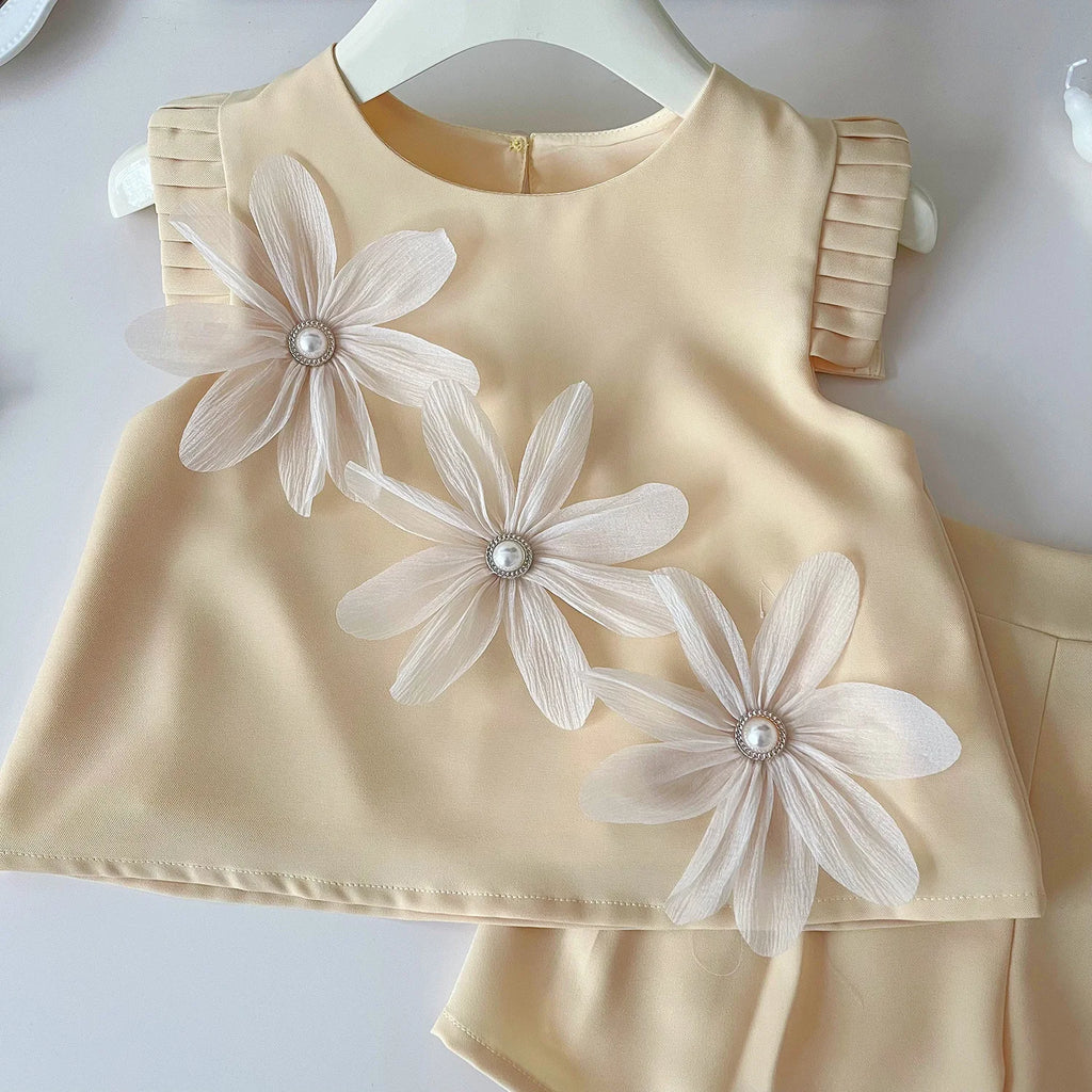 Kinderanzug für Mädchen Sommer Niedlich Drei Blumen Kurzarm-T-Shirt + Shorts 2-teilige Sets Freizeit-Outfit Baby Kinder Kleidung