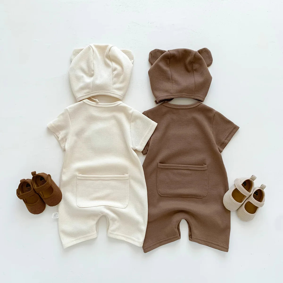 Novedad de verano para niños bebés, niñas y niños, manga corta, gofre, parche de oso, mameluco de algodón para recién nacidos, regalo, gorro con orejas