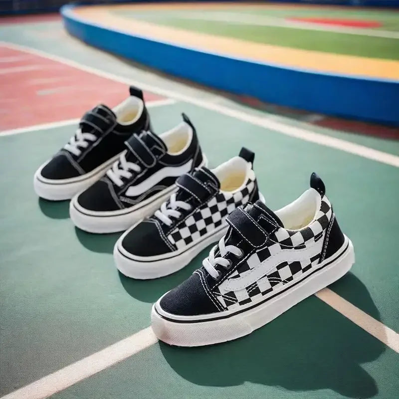 Children's Canvas Shoes Boys Board Shoes New Net Red Low Gang Middle and Large Children Baby Girls Board Shoes Parent-Child Shoe
