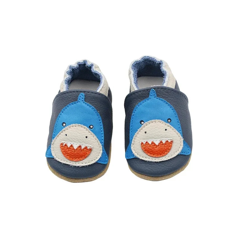 Zapatos de bebé de piel de vaca suave, botines para recién nacidos, niños y niñas, mocasines para bebés, pantuflas, primeros pasos, zapatillas deportivas