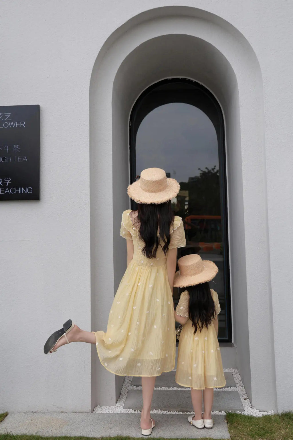 Mother and Daughter Matching Summer Dress Mom and Baby Girls Same Clothes Mommy and Me Short Sleeve Elegant Dresses for Women
