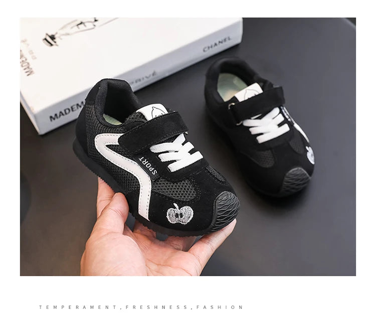 Baby Walking Shoes New Style Girls Retro Style Soft Sole Non Slip Casual Shoes Boys Breathable Versatile Forrest Gump Shoes