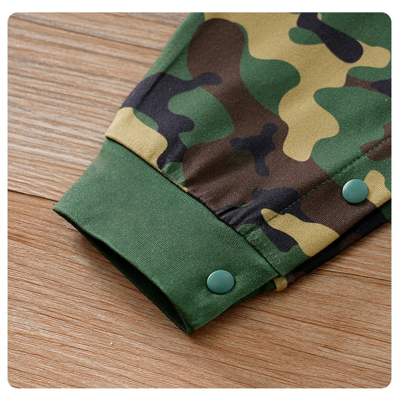 Newborn Clothes Cool Camouflage Badge Comfortable And Soft 0-18 Boys And Girls Spring And Autumn Long Sleeved Baby Jumpsuit