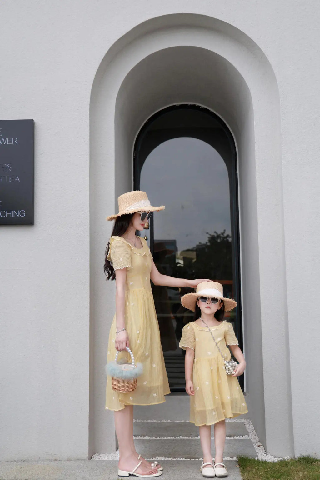 Mother and Daughter Matching Summer Dress Mom and Baby Girls Same Clothes Mommy and Me Short Sleeve Elegant Dresses for Women