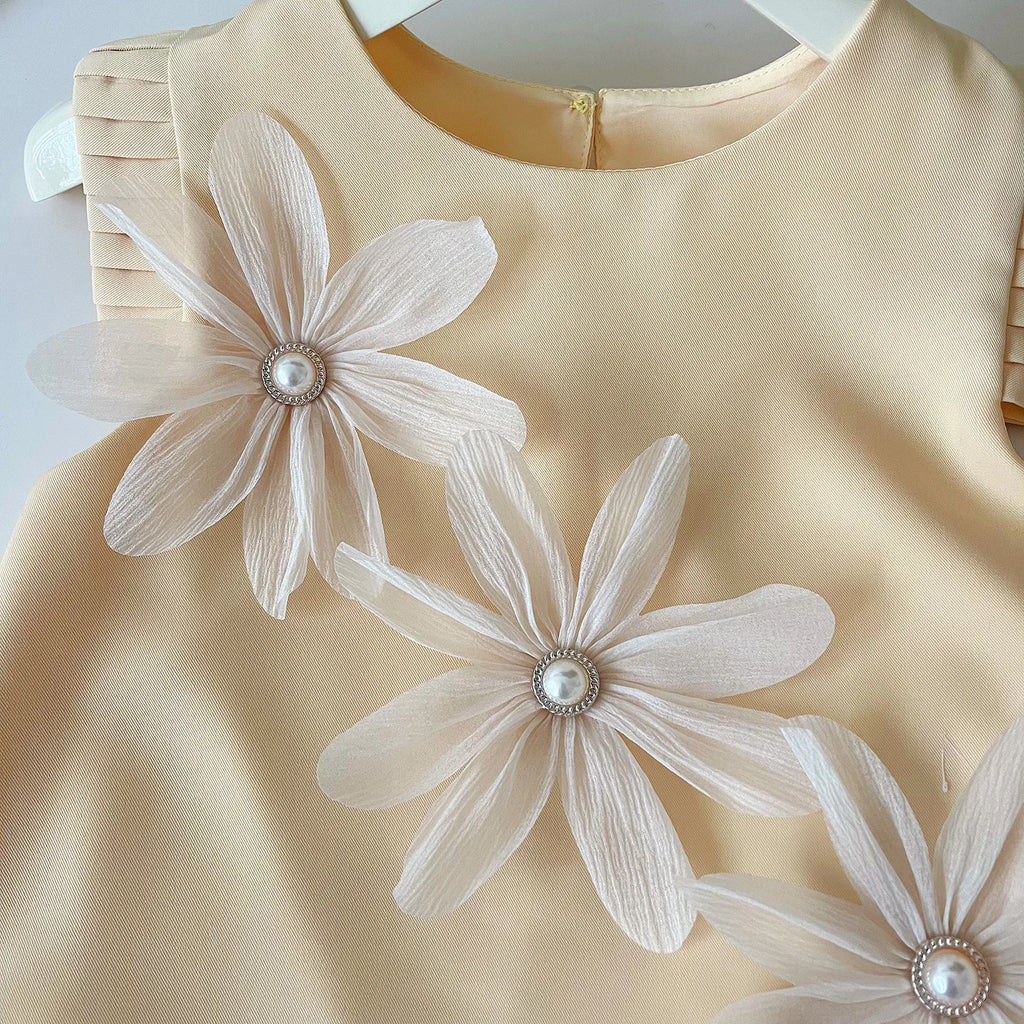 Kinderanzug für Mädchen Sommer Niedlich Drei Blumen Kurzarm-T-Shirt + Shorts 2-teilige Sets Freizeit-Outfit Baby Kinder Kleidung