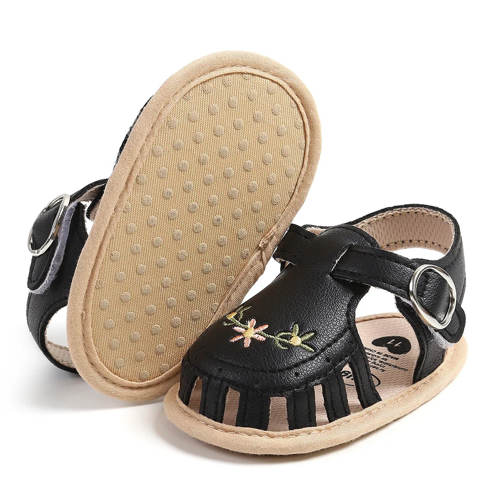 Baby summer sandals non-slip soles, soft flat shoes for infants, suitable for indoor and outdoor learning to walk shoes.