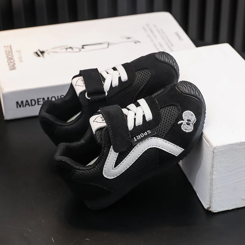 Baby Walking Shoes New Style Girls Retro Style Soft Sole Non Slip Casual Shoes Boys Breathable Versatile Forrest Gump Shoes