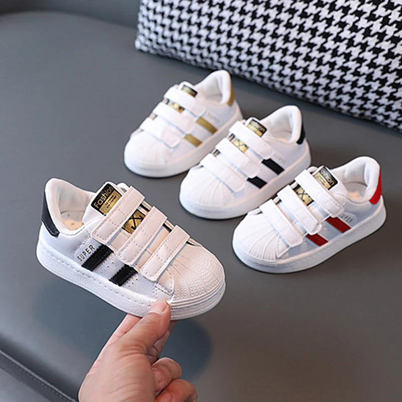 Zapatillas de deporte para niños, diseño de moda, blancas antideslizantes, zapatos casuales para niños y niñas, zapatillas transpirables con velcro, zapatos de exterior para niños pequeños.