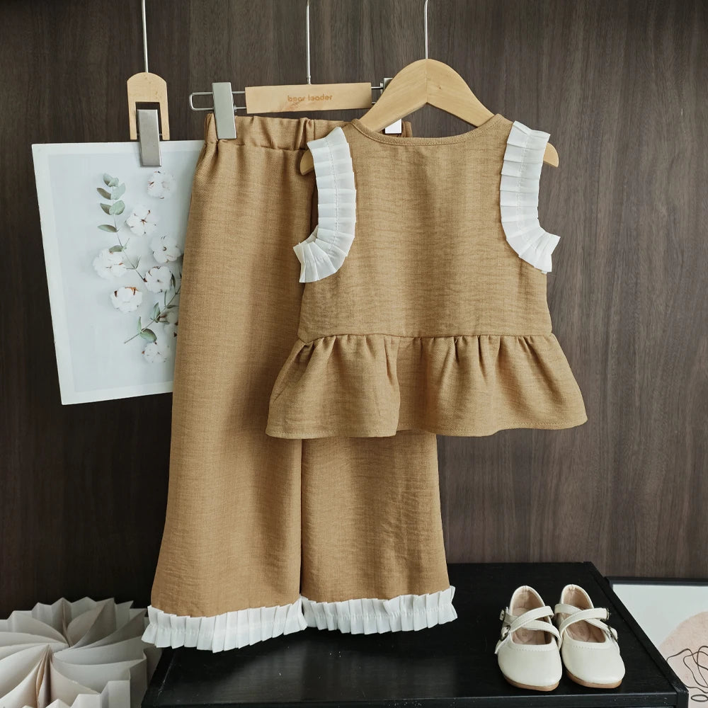 Bear Leader Koreanische Version Kinderkleidung Mädchen Blauer Imitations-Jeansanzug Sommer Neu Ärmelloses Oberteil + Weite Hose Zweiteiler Set