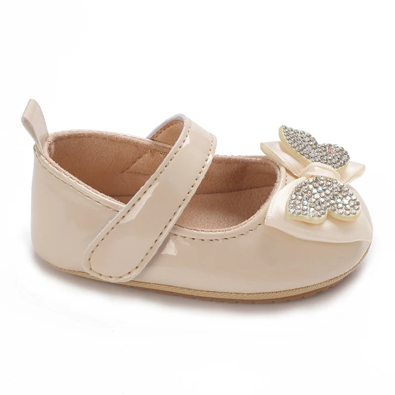 Spring and Autumn Fashion Baby Shoes 0-1 Year Old Girl Cute Bow Princess Shoes Soft Rubber Bottom Lightweight Walking Shoes