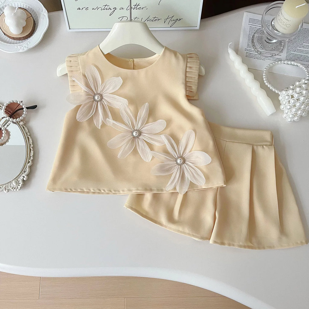 Kinderanzug für Mädchen Sommer Niedlich Drei Blumen Kurzarm-T-Shirt + Shorts 2-teilige Sets Freizeit-Outfit Baby Kinder Kleidung