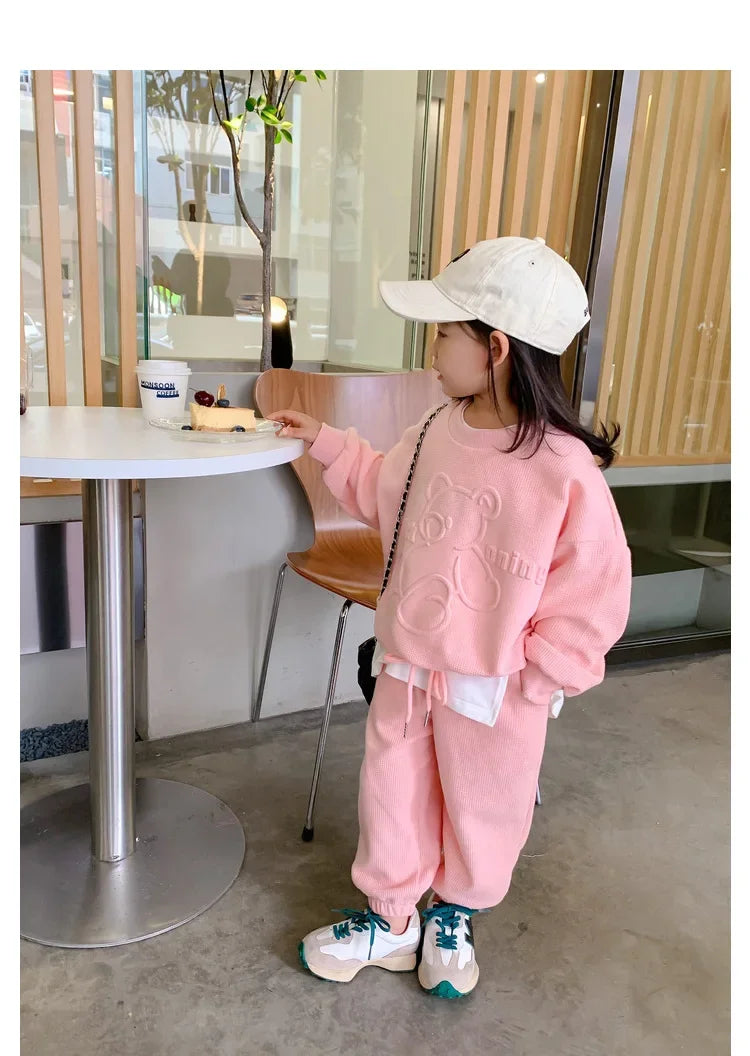 Children's Clothing Sets Letter Print Sweatshirt + Tank Top + Pants 3pcs Baby Girl Clothes for 2 To 7 Years Baby Girl Outfit Set