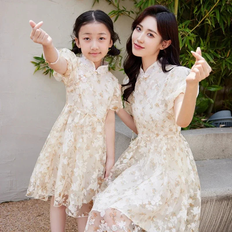 Mother Daughter Matching Dresses Vintage CheongsamGirl Daily Wear Retro Floral Dress Princess Gown Summer Outfit Mommy and