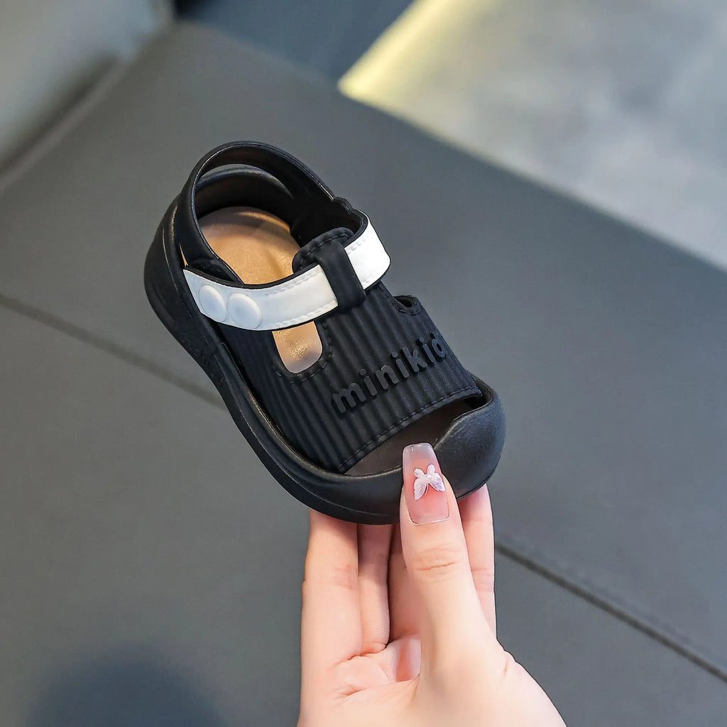 Baby Sandals Cheap Summer Beach Shoes Toddler Sandals Soft Breathable PVC Little Boys Girls Close-toed Sandals For Baby